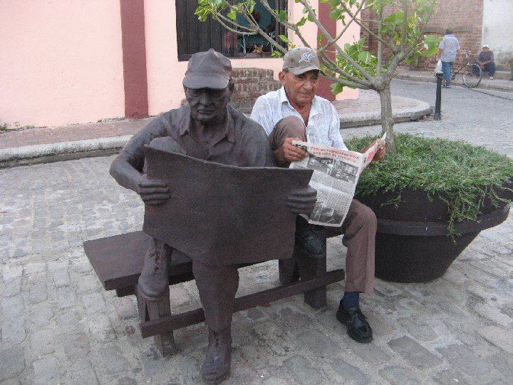 la statue et le modle