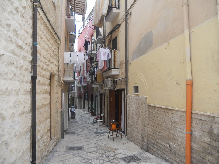 Bari : linge au fentres