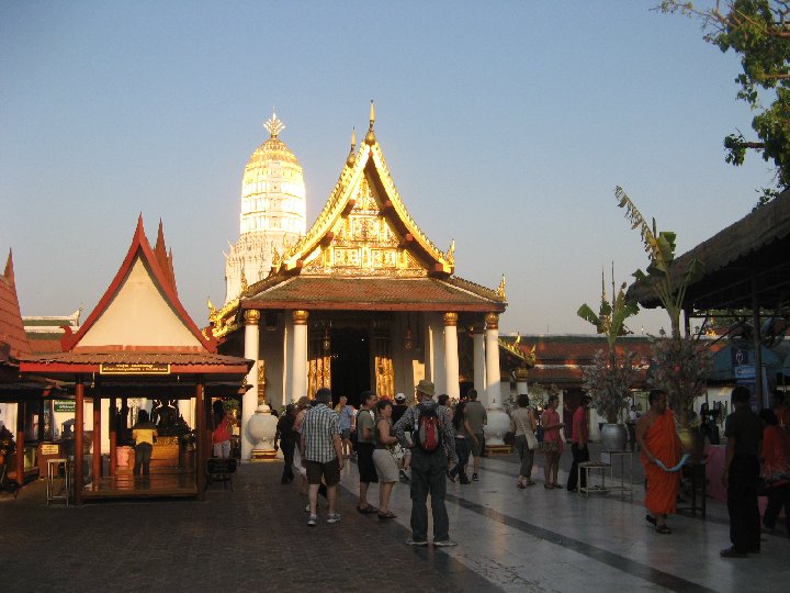 Wat Maha Tat