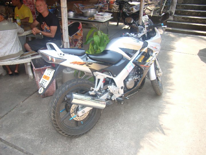 honda CBR 150